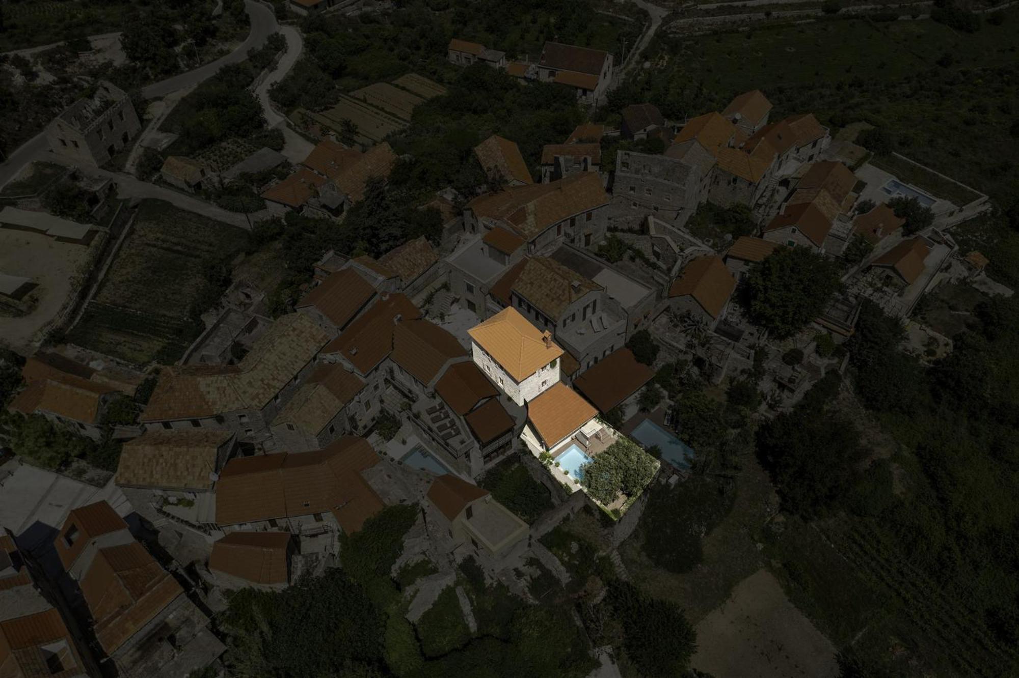 Dvor Pitve Jelsa (Hvar)
